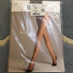 NWT Wolford Judith Fishnet